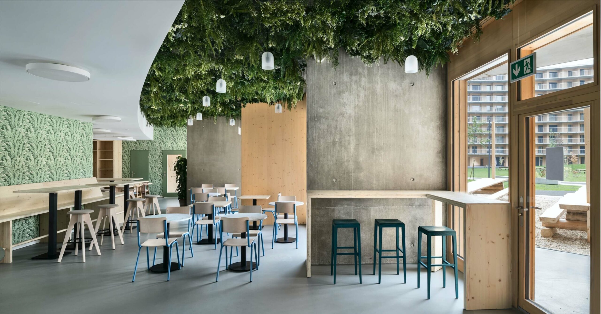 8 Inspiring Restaurant Design Ideas with Wooden Interior