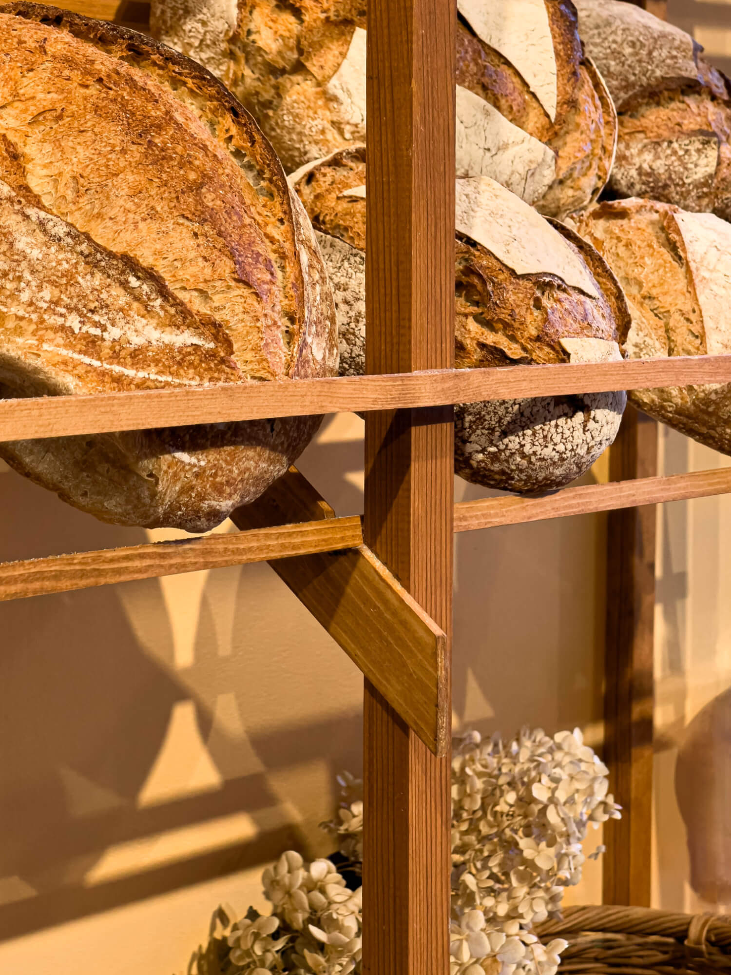 bread MOF - Shelves